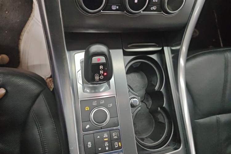 Used Land Rover Range Sport 2016 3.0 SC V6 SE Gear Lever
