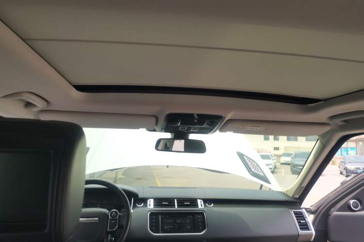 Used Land Rover Range Sport  Headliner