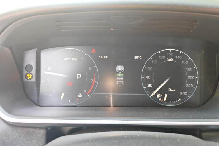 Used Land Rover Range Sport 2016 3.0 SC V6 HSE DYNAMIC Instrument Cluster