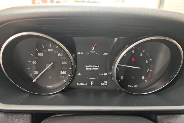 Used Land Rover Range Sport 2016 3.0 SC V6 SE Instrument Cluster