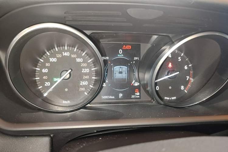 Used Land Rover Range Sport 2016 3.0 SC V6 SE Instrument Cluster