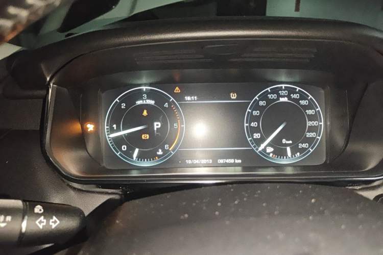 Used Land Rover Range Sport 2016 3.0 SDV6 HSE Instrument Cluster