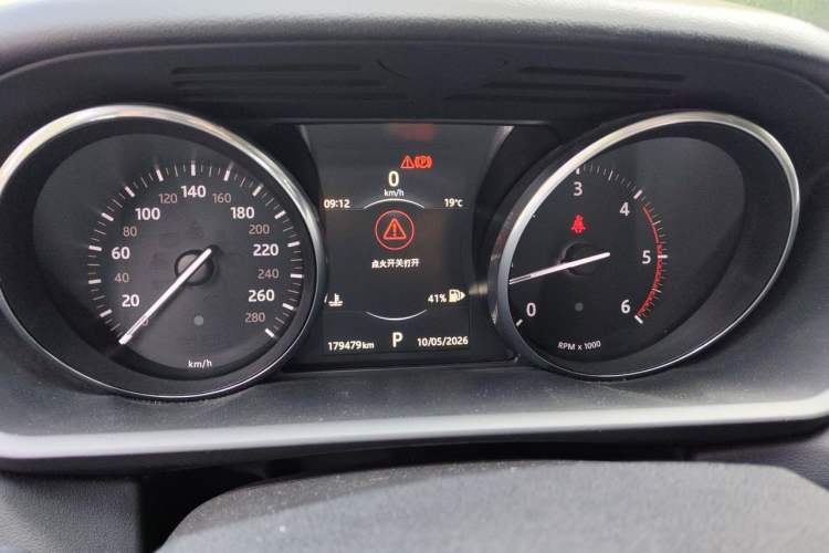 Used Land Rover Range Sport 2016 3.0 V6 U.S.-Spec Version Instrument Cluster