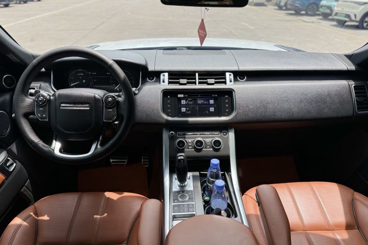 Used Land Rover Range Sport 2016 3.0 SC V6 HSE DYNAMIC Interior 1