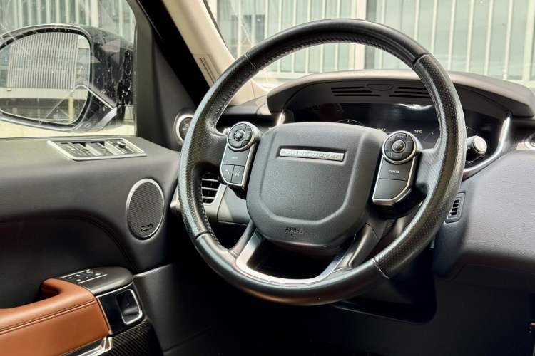 Used Land Rover Range Sport 2016 3.0 SC V6 HSE DYNAMIC Interior 2