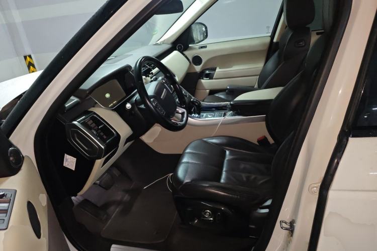 Used Land Rover Range Sport 2016 3.0 SC V6 HSE Left Front Seat