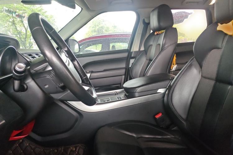 Used Land Rover Range Sport  Left Front Seat