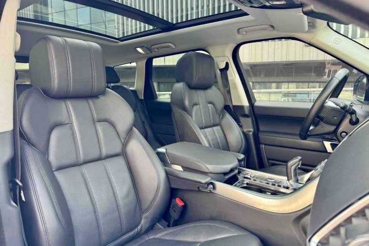 Used Land Rover Range Sport 2016 3.0 SC V6 HSE Left Front Seat