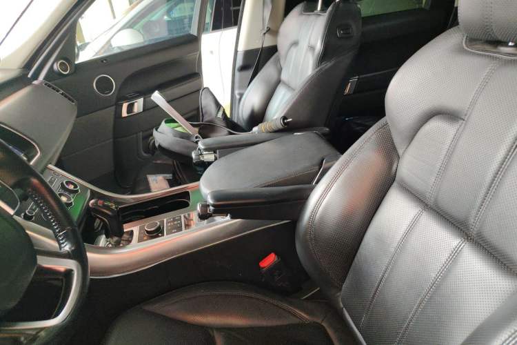 Used Land Rover Range Sport 2016 3.0 SC V6 HSE DYNAMIC Left Front Seat