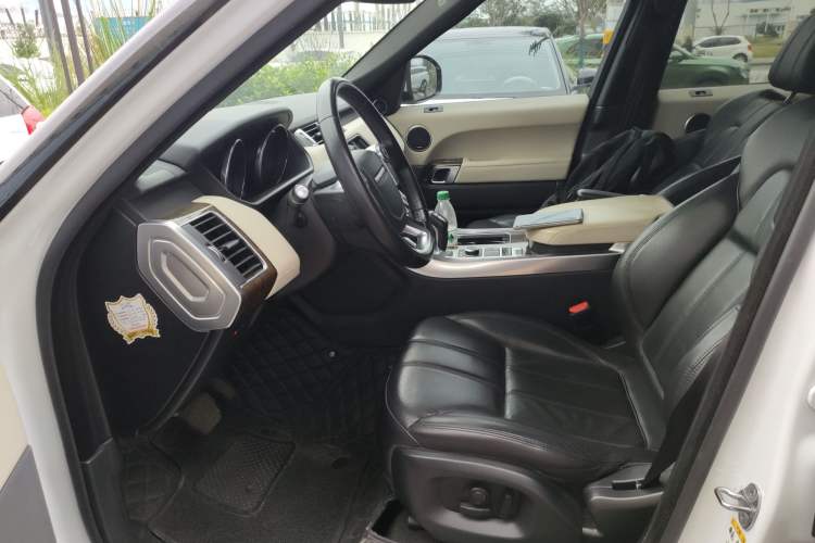 Used Land Rover Range Sport 2016 3.0 SC V6 HSE Left Front Seat