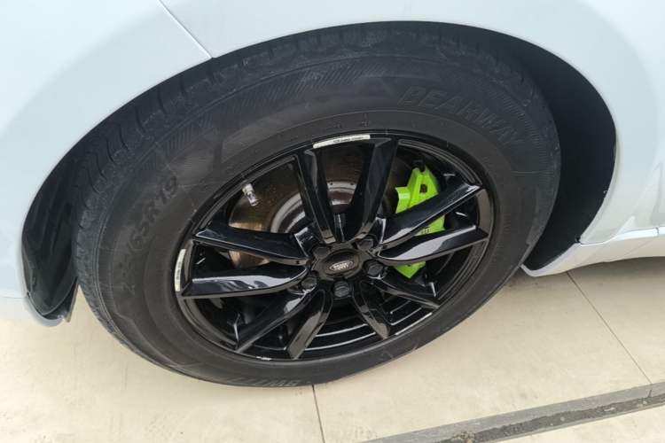 Used Land Rover Range Sport 2016 3.0 SC V6 SE Left Front Wheel Hub
