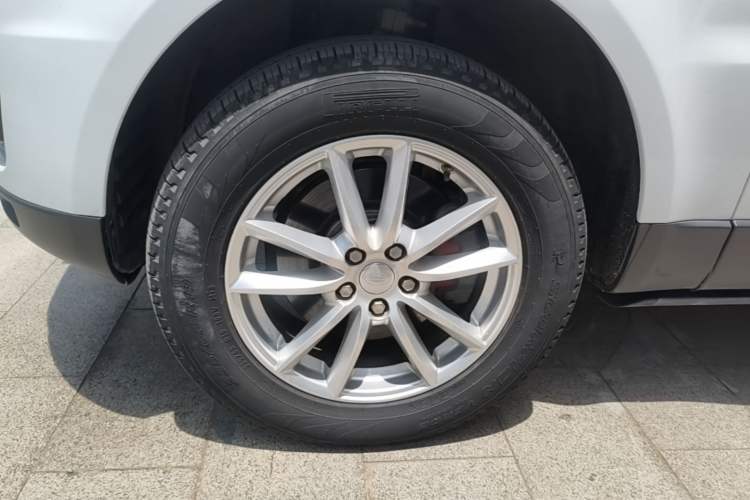 Used Land Rover Range Sport 2016 3.0 SC V6 SE Left Front Wheel Hub