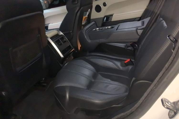 Used Land Rover Range Sport 2016 3.0 SC V6 HSE DYNAMIC Left Rear Seat