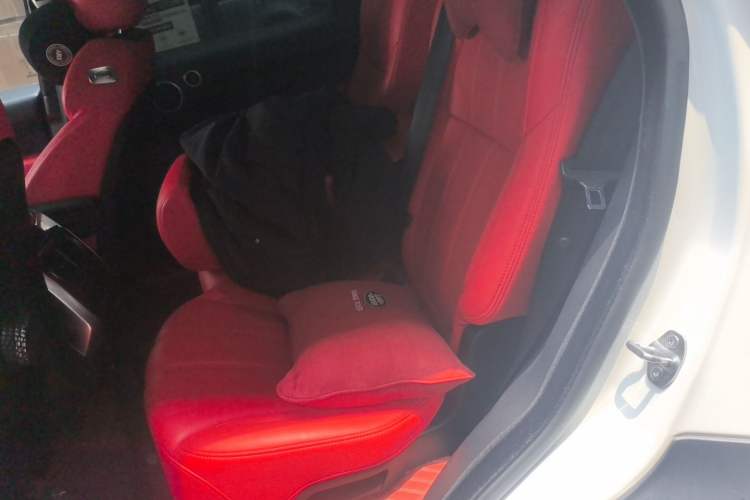 Used Land Rover Range Sport 2016 3.0 SC V6 SE Left Rear Seat