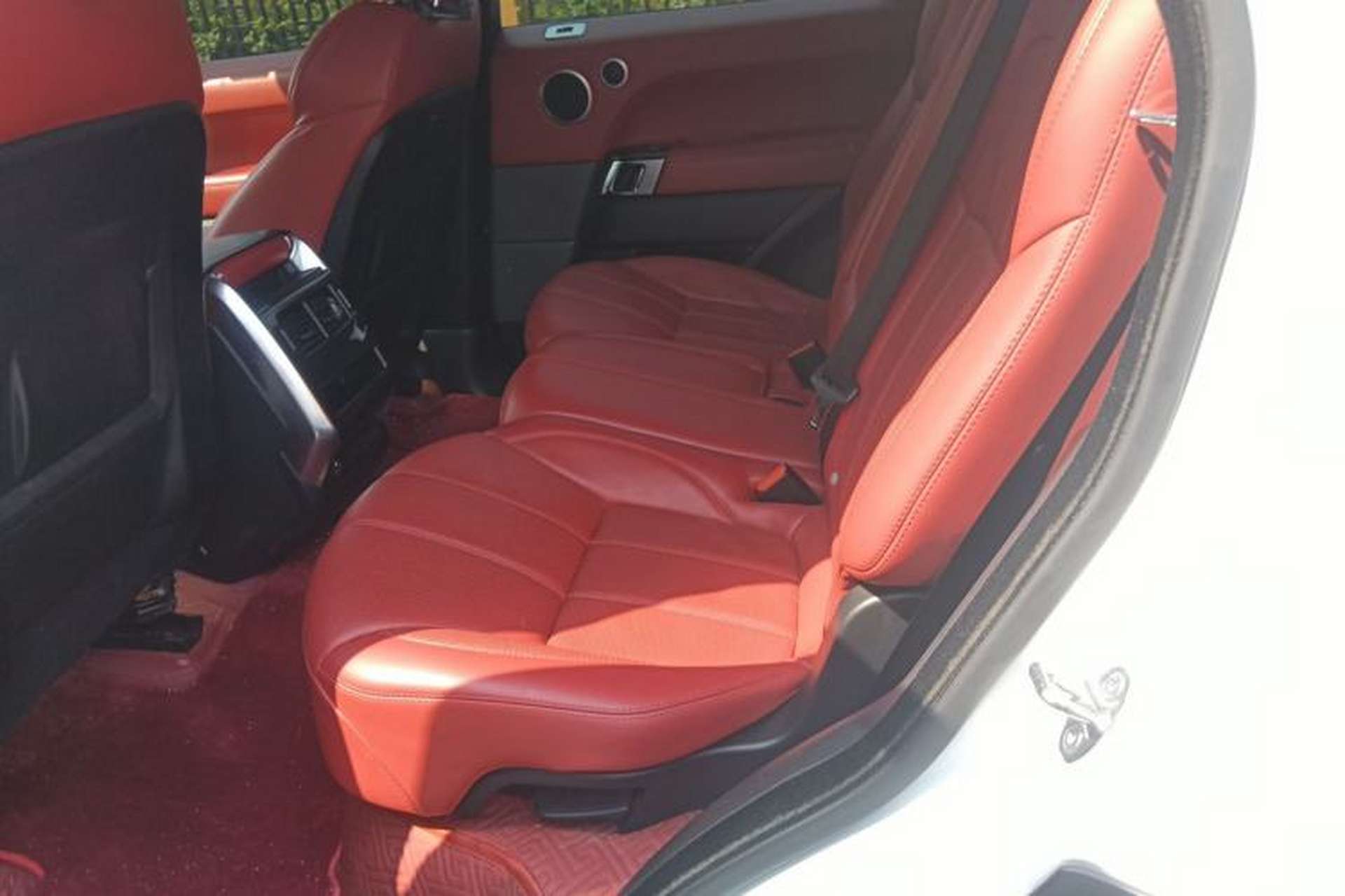 Used Land Rover Range Sport 2016 3.0T HSE Middle East Left Rear Seat