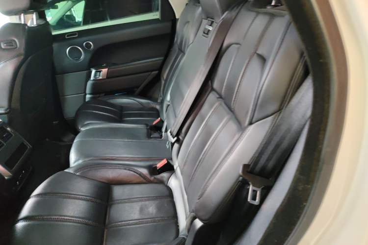 Used Land Rover Range Sport 2016 3.0 SC V6 HSE DYNAMIC Left Rear Seat