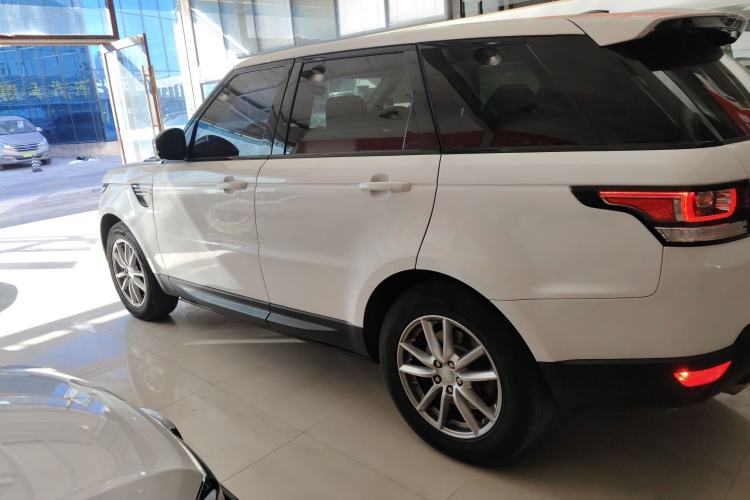 Used Land Rover Range Sport 2016 3.0 SC V6 SE Left Side