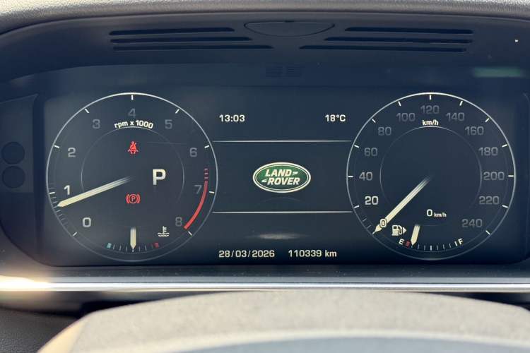 Used Land Rover Range Sport 2016 3.0 SC V6 HSE DYNAMIC Odometer Close Up