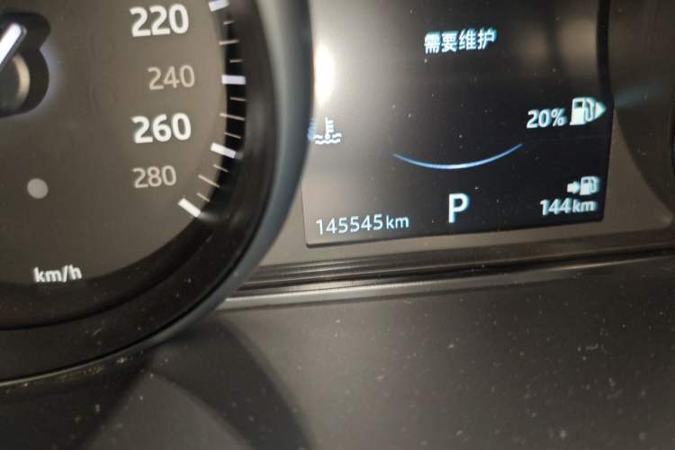 Used Land Rover Range Sport 2016 3.0 SC V6 HSE Odometer Close Up