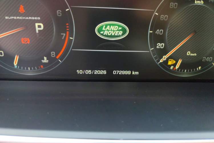 Used Land Rover Range Sport  Odometer Close Up