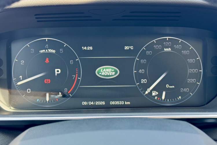 Used Land Rover Range Sport 2016 3.0 SC V6 HSE DYNAMIC Odometer Close Up