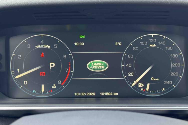 Used Land Rover Range Sport 2016 3.0 SC V6 HSE Odometer Close Up