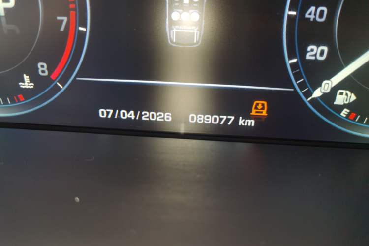 Used Land Rover Range Sport 2016 3.0 SC V6 HSE DYNAMIC Odometer Close Up