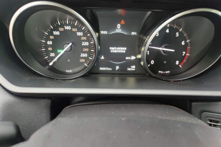 Used Land Rover Range Sport 2016 3.0 SC V6 SE Odometer Close Up
