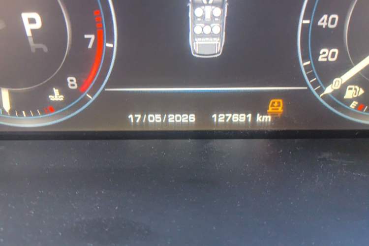 Used Land Rover Range Sport 2016 3.0 SC V6 HSE DYNAMIC Odometer Close Up