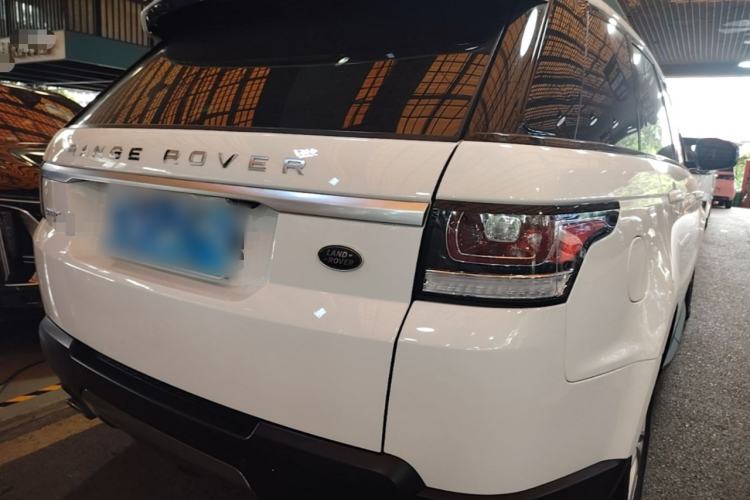 Used Land Rover Range Sport 2016 3.0 SC V6 SE Rear Right 45 Deg
