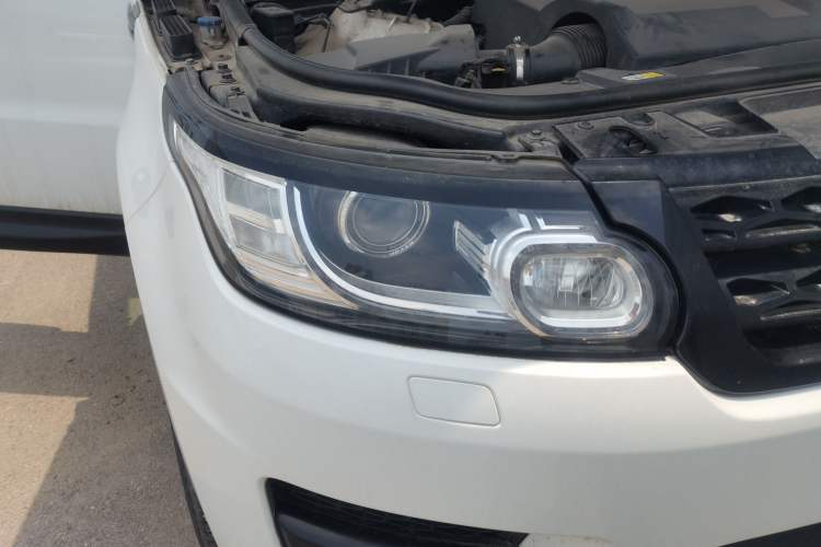 Used Land Rover Range Sport  Right Front Headlight