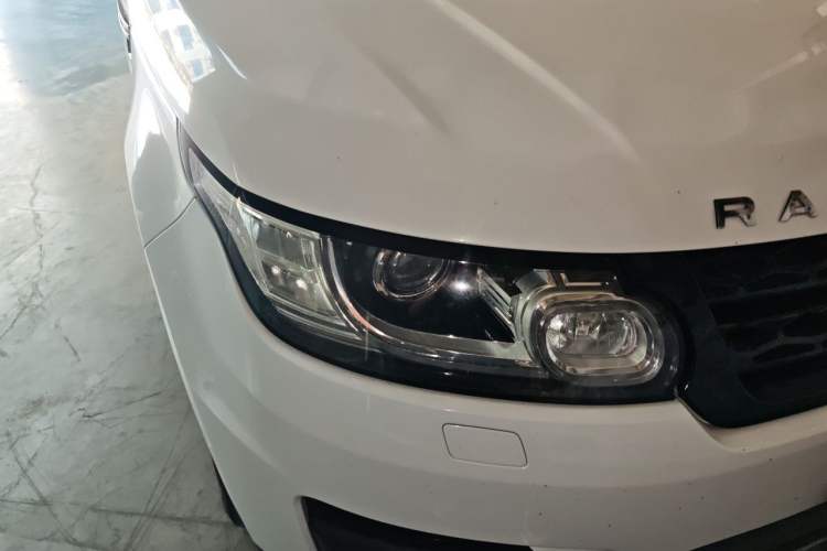 Used Land Rover Range Sport 2016 3.0 SC V6 HSE DYNAMIC Right Front Headlight