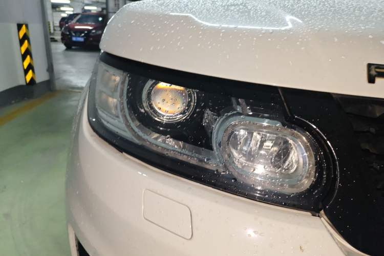 Used Land Rover Range Sport 2016 3.0 SC V6 HSE Right Front Headlight