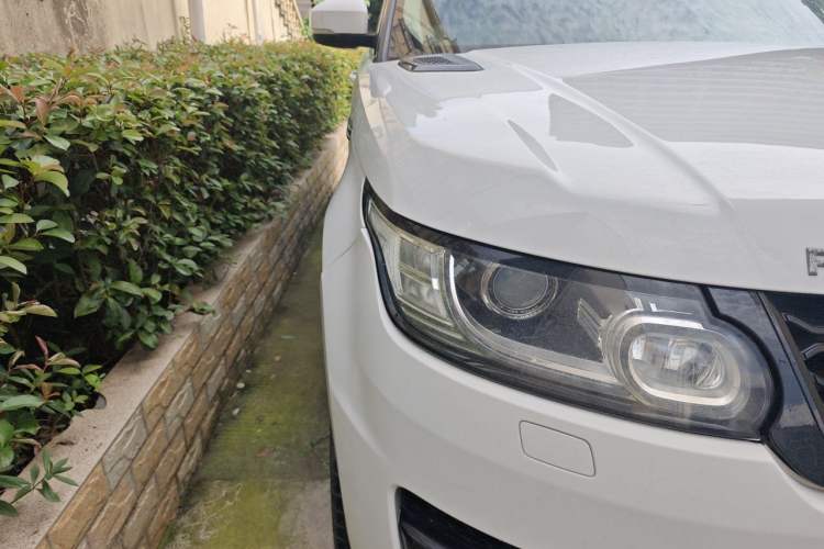 Used Land Rover Range Sport 2016 3.0 SC V6 SE Right Front Headlight