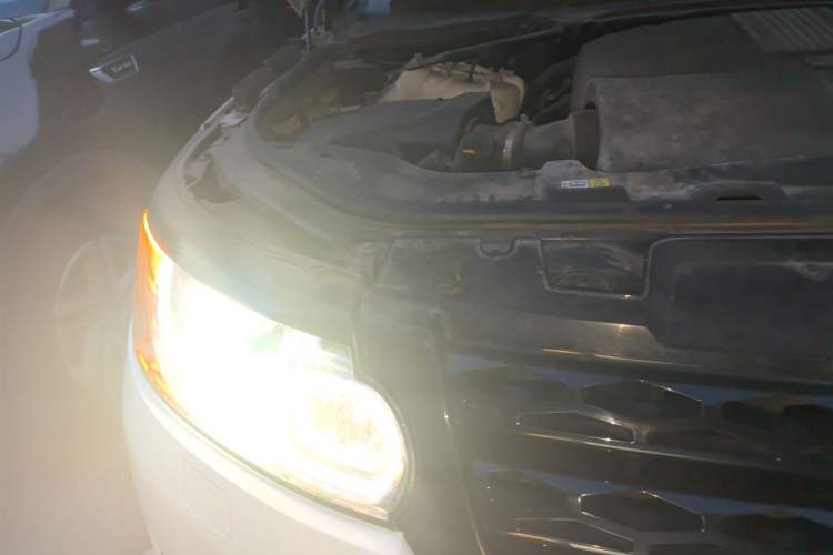 Used Land Rover Range Sport 2016 3.0 SC V6 HSE DYNAMIC Right Front Headlight