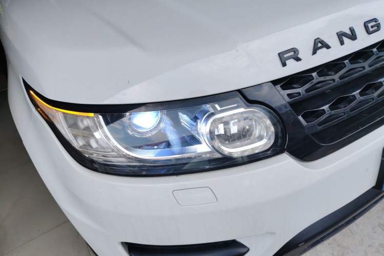 Used Land Rover Range Sport 2016 3.0 SC V6 HSE DYNAMIC Right Front Headlight