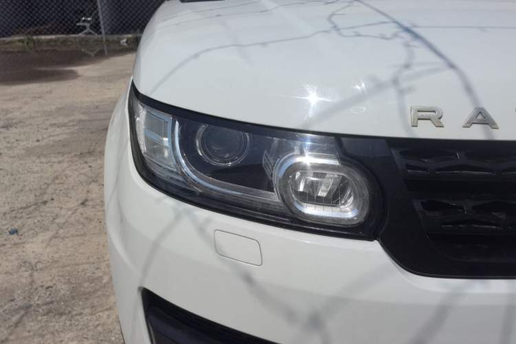 Used Land Rover Range Sport 2016 3.0 SC V6 HSE DYNAMIC Right Front Headlight