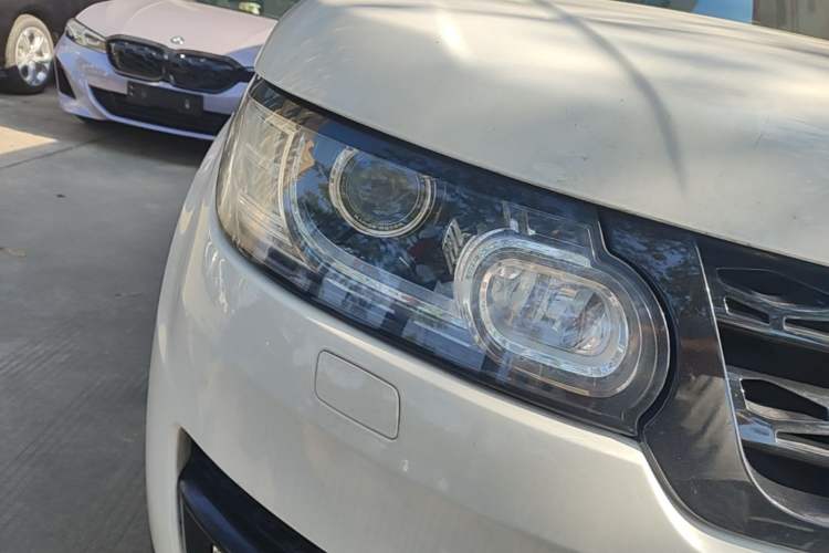 Used Land Rover Range Sport 2016 3.0 SC V6 HSE DYNAMIC Right Front Headlight
