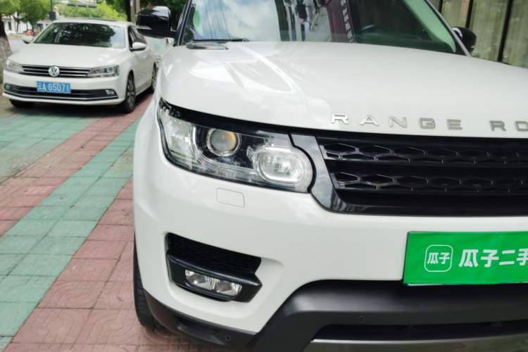 Used Land Rover Range Sport 2016 3.0 SC V6 HSE DYNAMIC Right Front Headlight