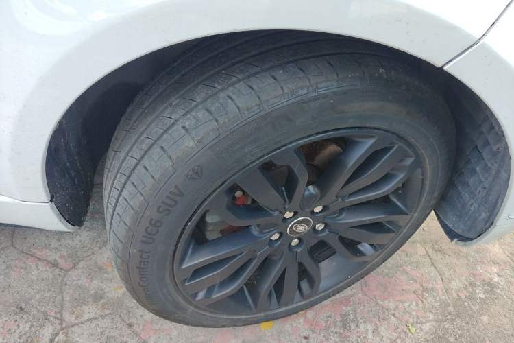 Used Land Rover Range Sport 2016 3.0 SC V6 HSE DYNAMIC Right Front Wheel Hub