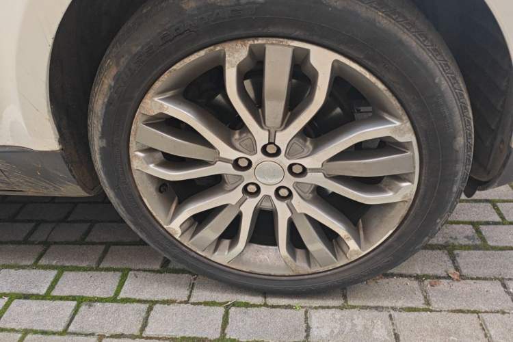 Used Land Rover Range Sport 2016 3.0 SC V6 HSE DYNAMIC Right Front Wheel Hub