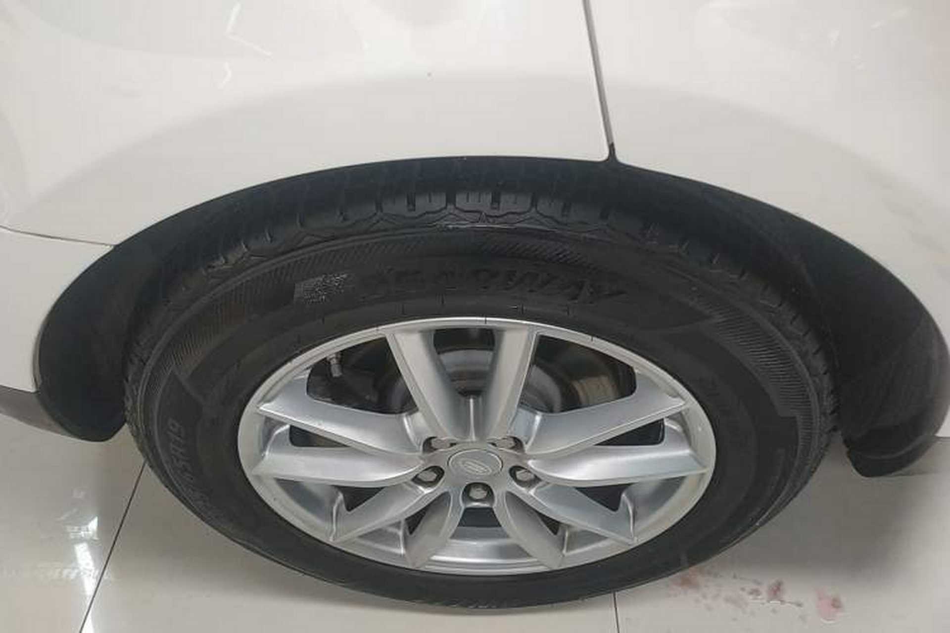 Used Land Rover Range Sport 2016 3.0 SC V6 SE Right Rear Wheel Hub