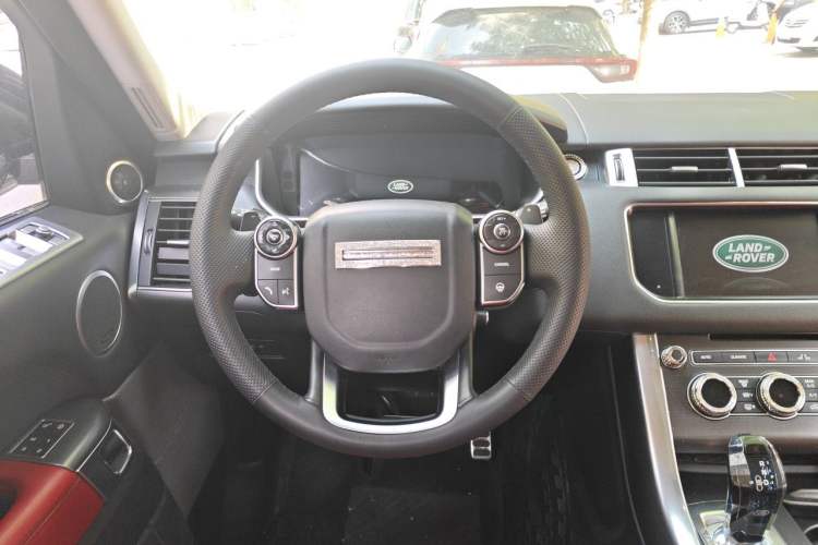 Used Land Rover Range Sport 2016 3.0 SC V6 HSE DYNAMIC Steering Wheel