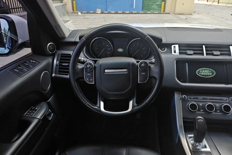 Used Land Rover Range Sport 2016 3.0 SC V6 SE Steering Wheel