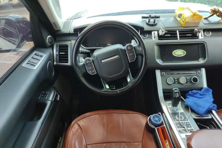 Used Land Rover Range Sport 2016 3.0 SC V6 HSE DYNAMIC Steering Wheel