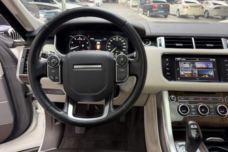 Used Land Rover Range Sport 2016 3.0 SC V6 HSE Steering Wheel