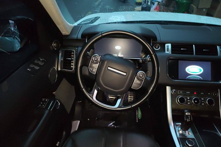 Used Land Rover Range Sport 2016 3.0 SC V6 HSE Steering Wheel