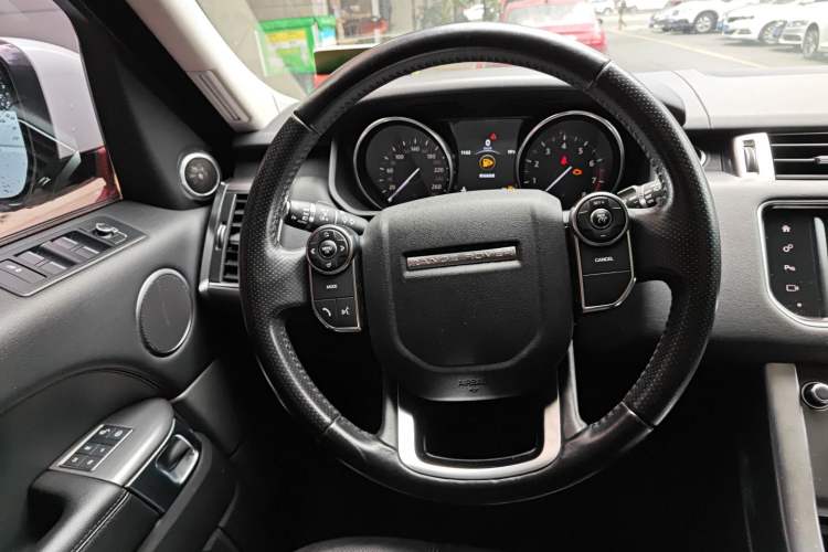 Used Land Rover Range Sport 2016 3.0 SC V6 SE Steering Wheel