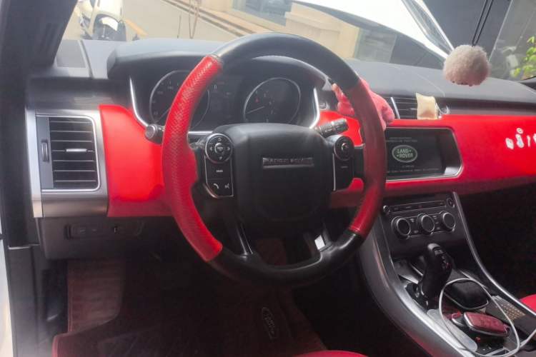 Used Land Rover Range Sport 2016 3.0 SC V6 SE Steering Wheel