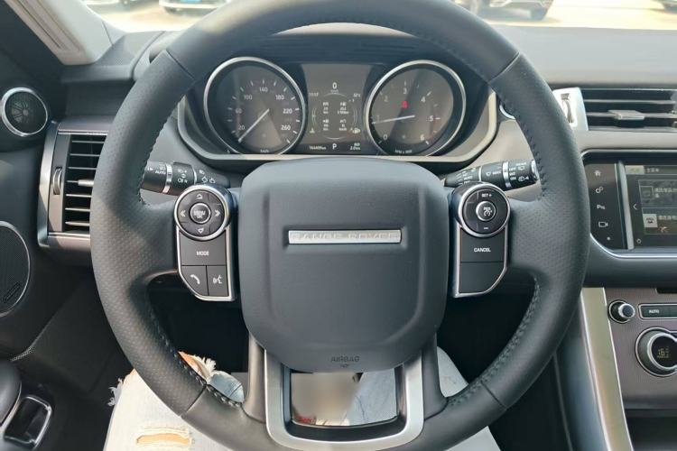 Used Land Rover Range Sport 2016 3.0 SDV6 HSE Steering Wheel